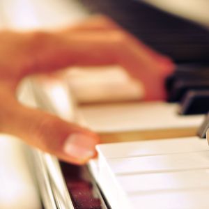 领导扒开我奶罩吸我奶头图片
