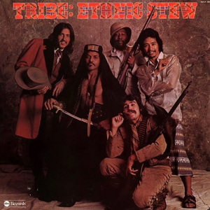 领导扒开我奶罩吸我奶头图片
