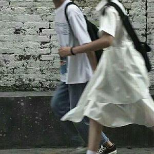 领导扒开我奶罩吸我奶头图片
